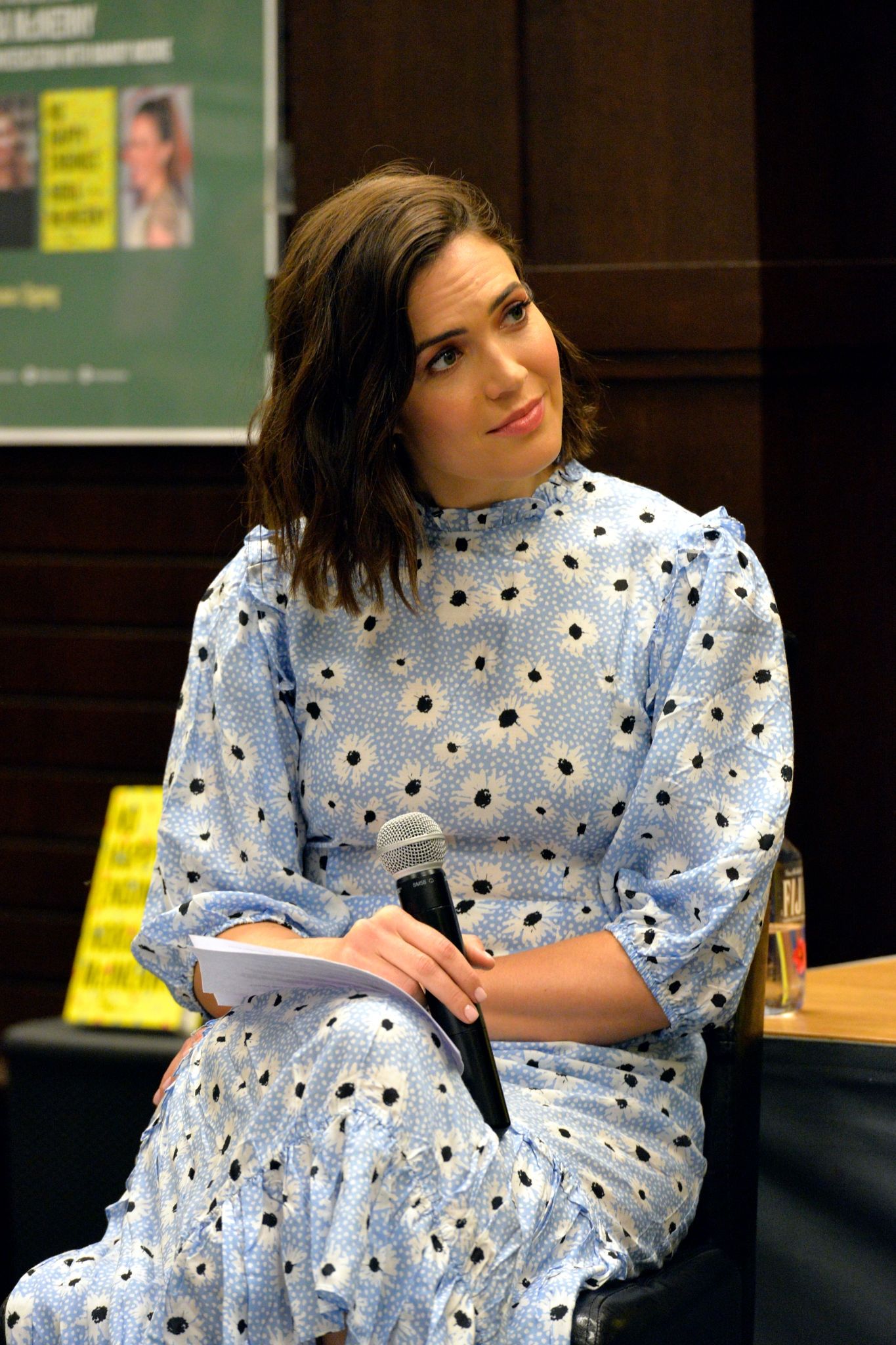 mandy-8.jpg mandy-8.jpg