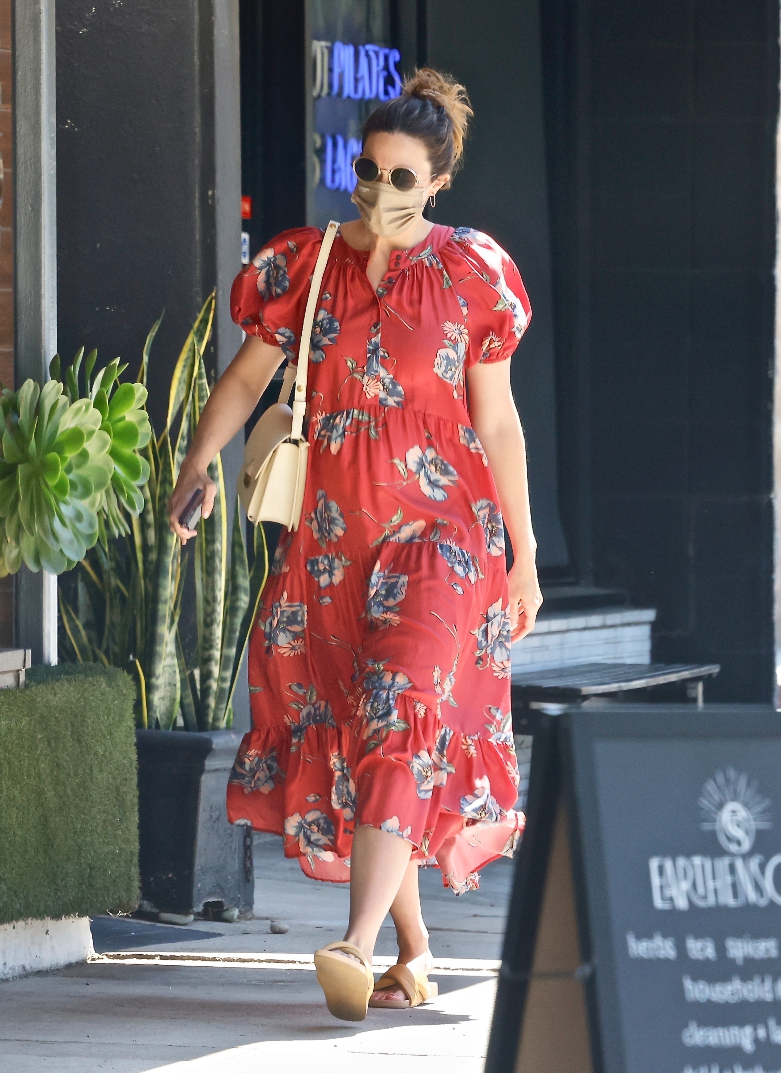 mandy-online_dot_com_1358604693_-_029_.jpg mandy-online_dot_com_1358604693_-_029_.jpg