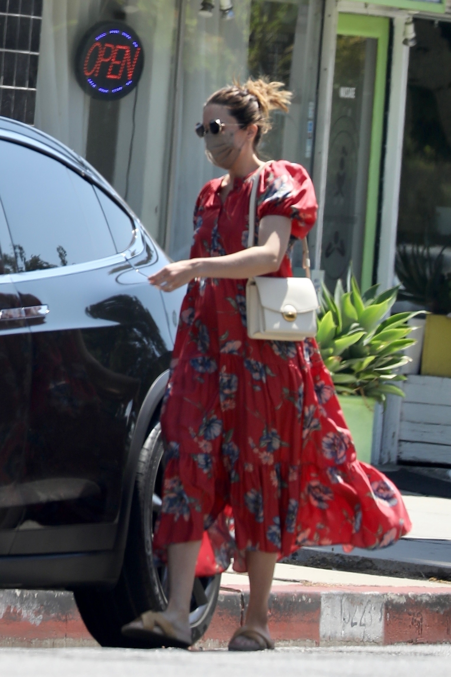 mandy-online_dot_com_1795820811_-_001_.jpg mandy-online_dot_com_1795820811_-_001_.jpg