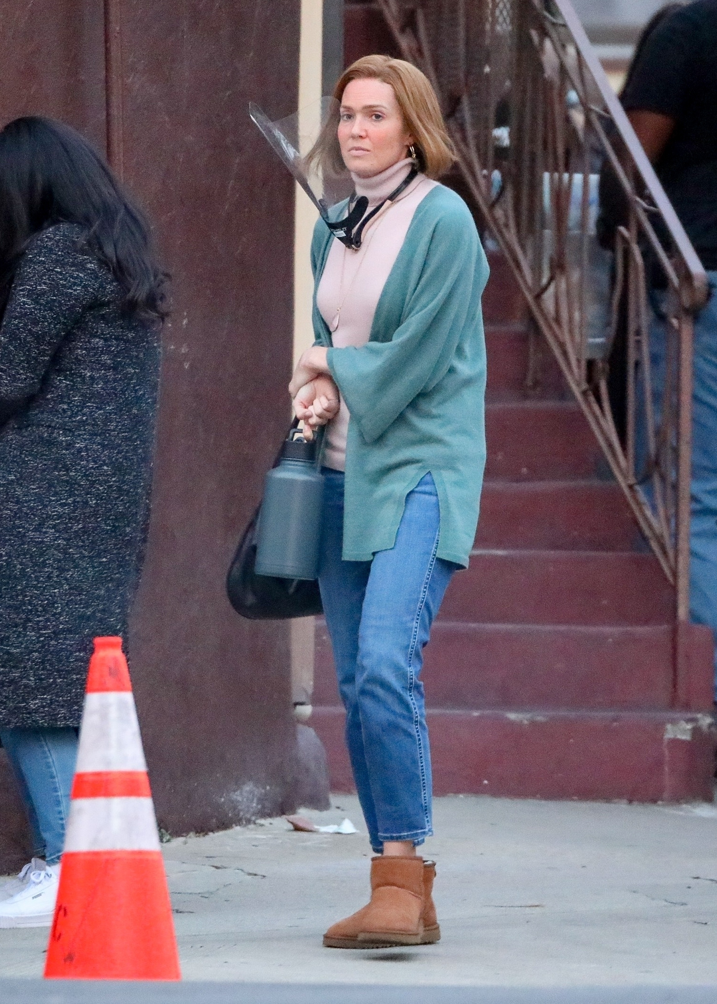 mandy-online_dot_com_1715305934_-_003_.jpg mandy-online_dot_com_1715305934_-_003_.jpg