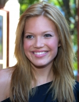 mandy-moore-2001-seventeen-summer-vip-party-14th-june_004.jpg