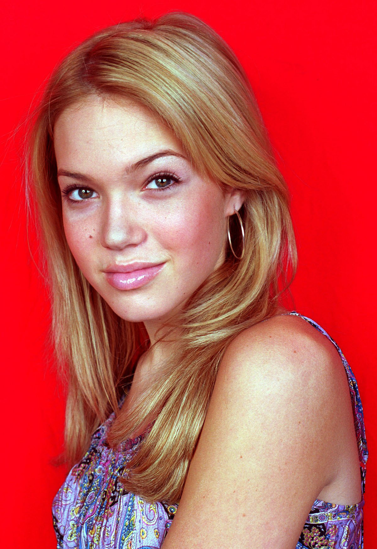 mandy_moore_2000_martin_grove_photoshoot_06.jpg