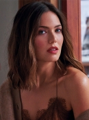 mandy-moore_photos.jpg